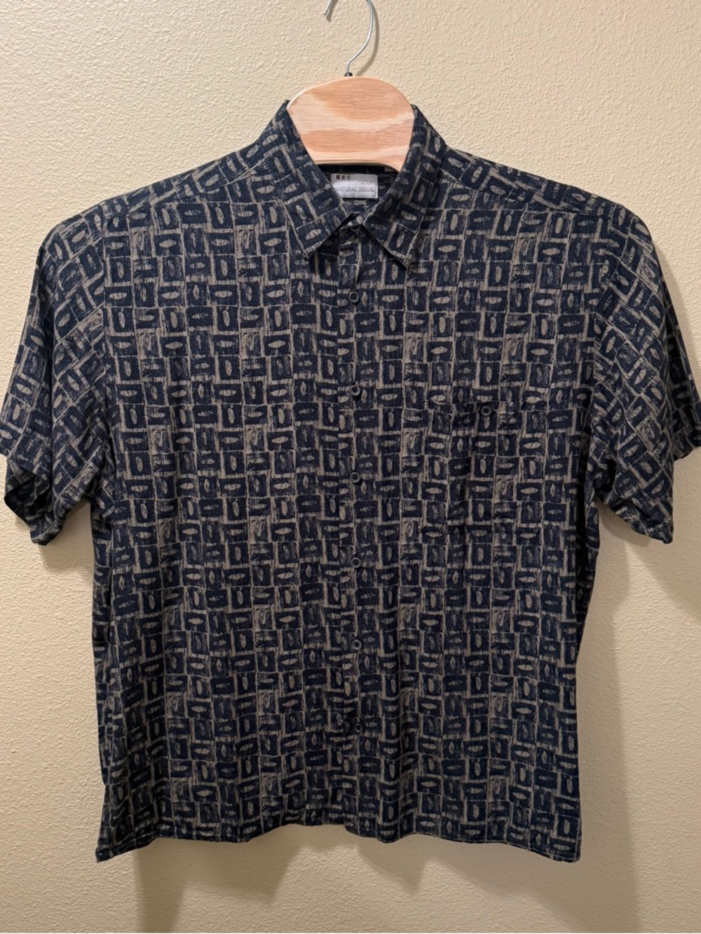 Men’s XL Vintage Natural Issue Brown Black Silky Touch 100% Rayon Hawaiian Shirt